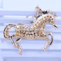 2015 Promotional custom horse keychain/metal keychain